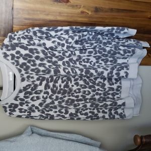 Womens Leopard sweatshirt